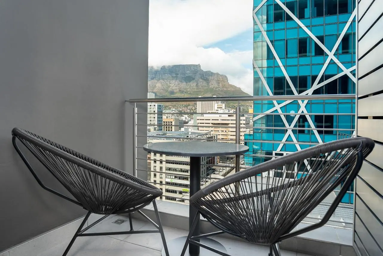 16 On Bree Luxury Apartments Cape Town