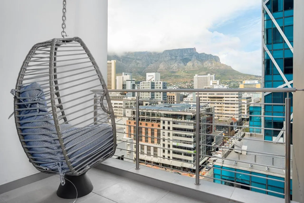 16 On Bree Luxury Apartments Cape Town