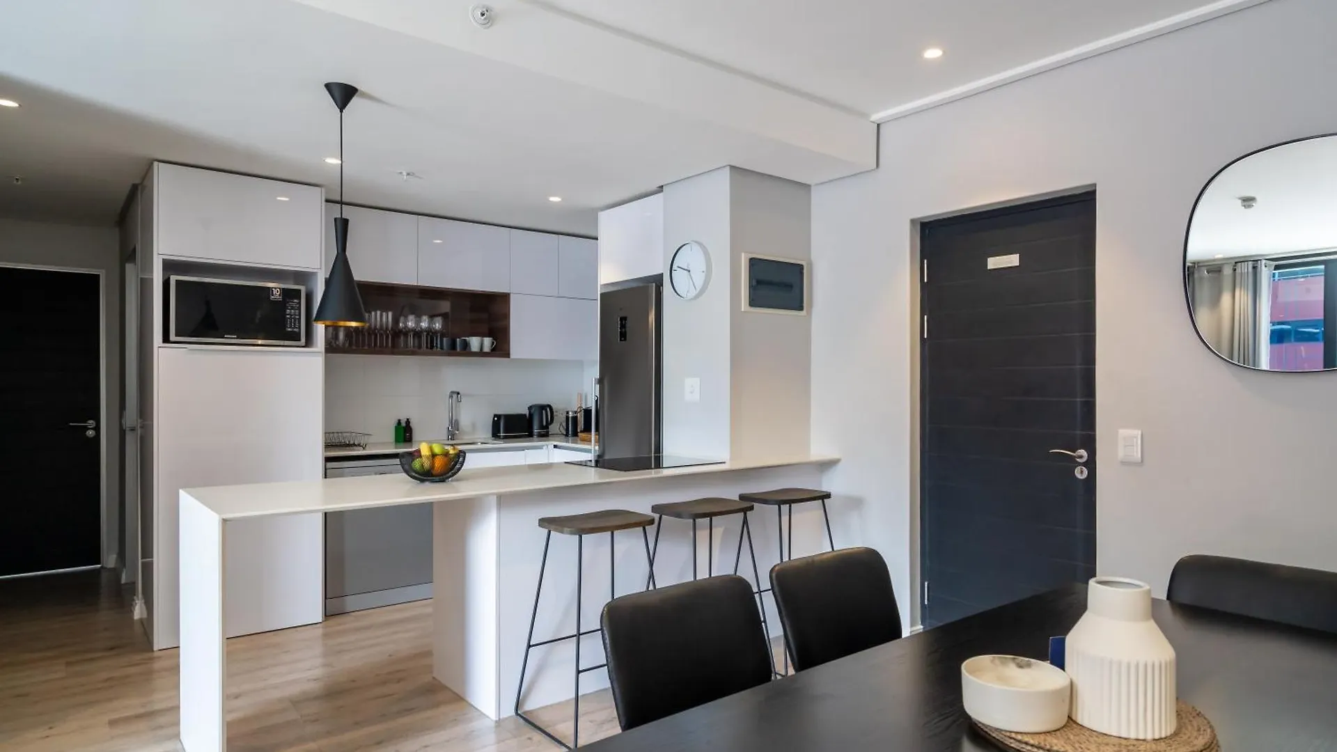 16 On Bree Luxury Apartments Cape Town
