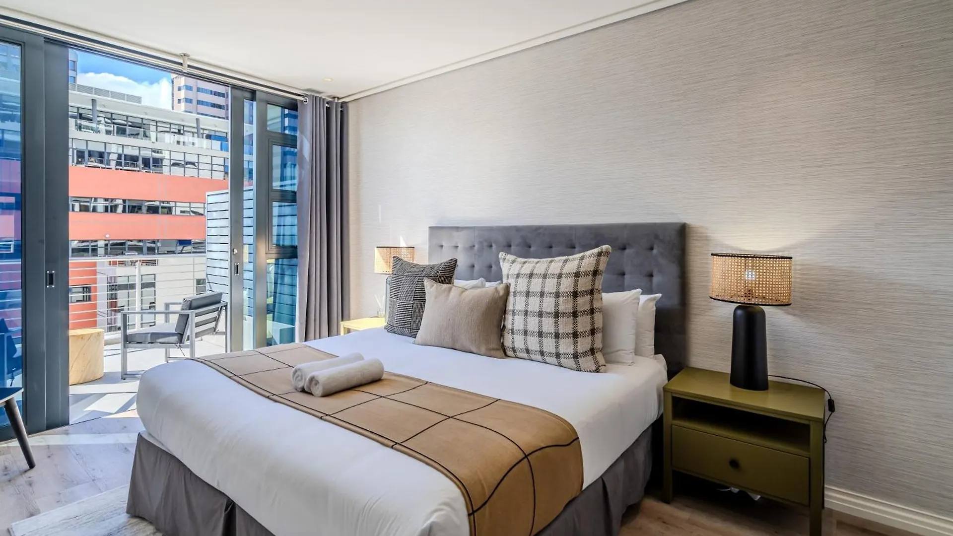 16 On Bree Luxury Apartments Cape Town